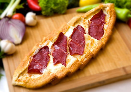 Turkish Pide with Pastirma & Mozzarella - Pastirmali & Kasarli Pide